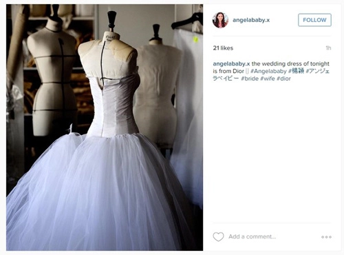 thèm thuồng loạt váy cưới nhẫn cưới trăm tỷ đồng của angela baby - 9