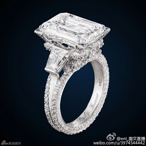 thèm thuồng loạt váy cưới nhẫn cưới trăm tỷ đồng của angela baby - 10