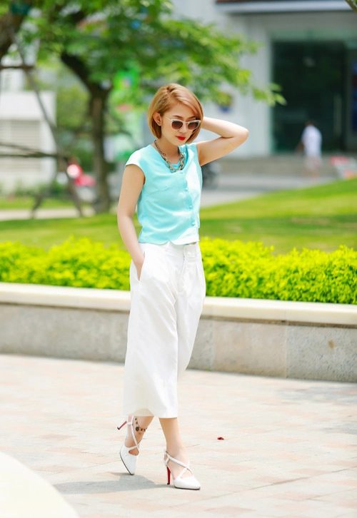 Thời trang chào hè cá tính của diễn viên trang cherry - 15