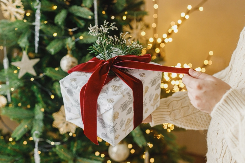 Tỏa sáng sau hành trình bền bỉ phụ nữ và những lựa chọn ý nghĩa dịp cuối năm - 1