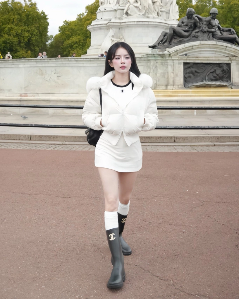 Trang phục vừa ấm vừa đẹp của sao việt khi vi vu mùa lạnh - 6