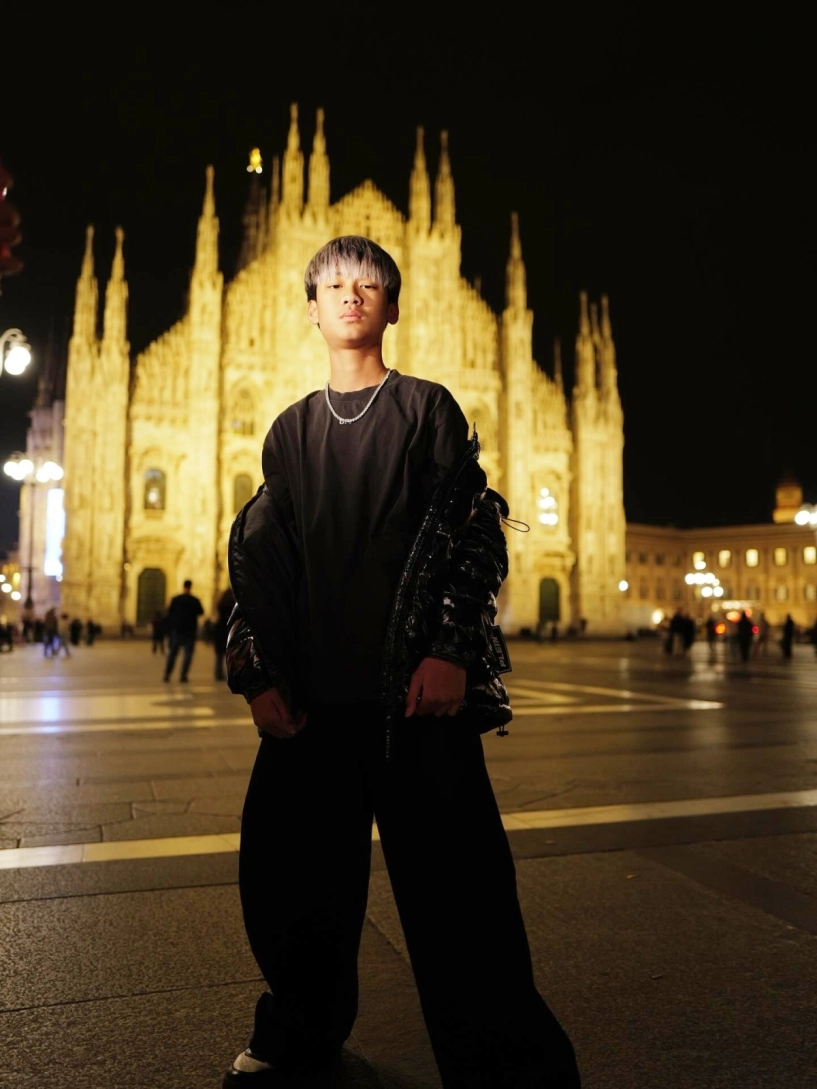 Tủ đồ hiệu của con trai lệ quyên - 2