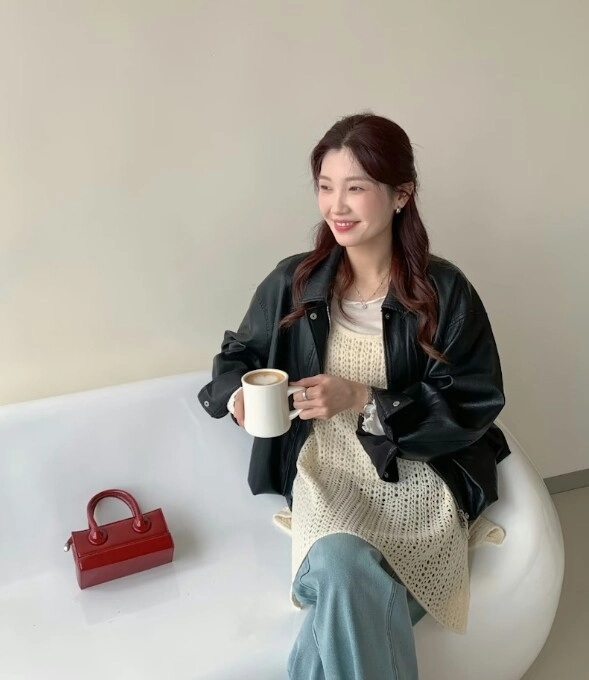 Từ ngày biết 8 cách phối đồ với áo khoác da sành điệu mà không bị một màu tôi mặc lên ai cũng khen trẻ đẹp - 5