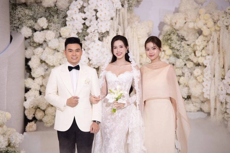 Váy áo của dàn hoa á hậu chưng diện dự đám cưới đỗ thị hà lương thùy linh liên tục đụng hàng với nhiều người đẹp - 7