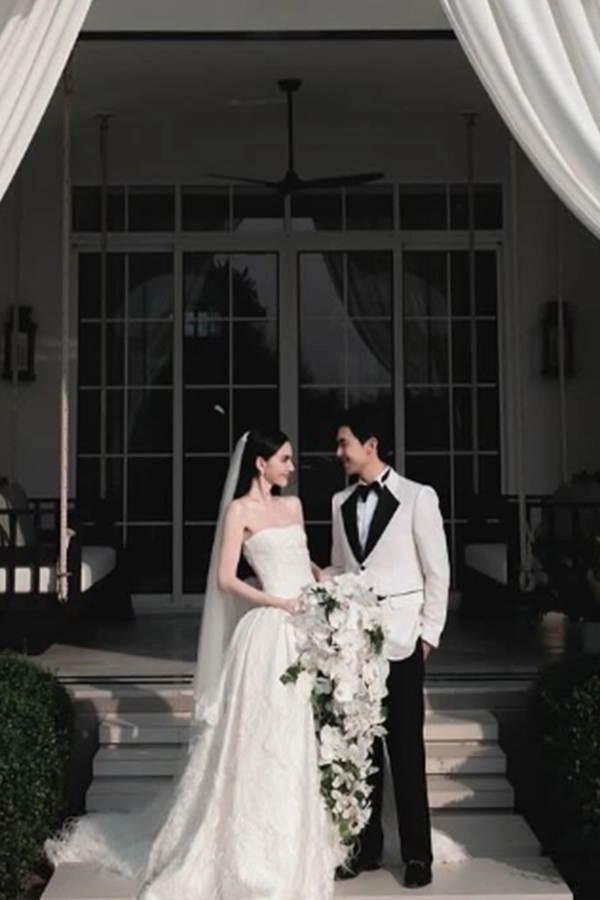 Vẻ đẹp sexy của cô dâu tháng 11 ma nữ thái lan mai davika - 2