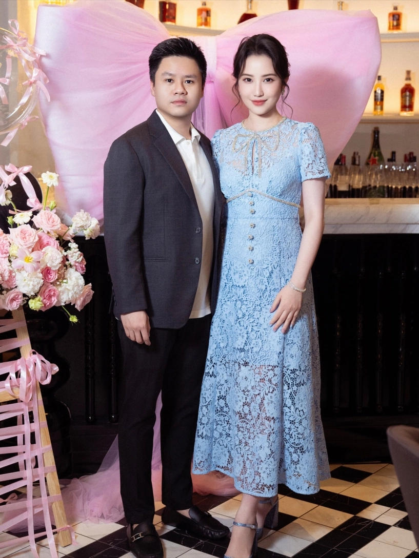 Vợ thiếu gia phan thành diện set đồ trăm triệu đồng bên chồng - 1