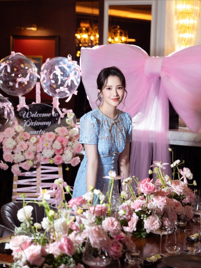 Vợ thiếu gia phan thành diện set đồ trăm triệu đồng bên chồng - 7