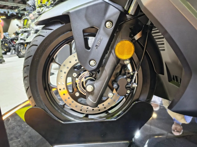 Voge sr125 gts - đối thủ mới cực kì đáng gờm của honda pcx 125 tại lục địa già - 14