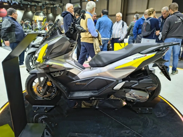 Voge sr125 gts - đối thủ mới cực kì đáng gờm của honda pcx 125 tại lục địa già - 20