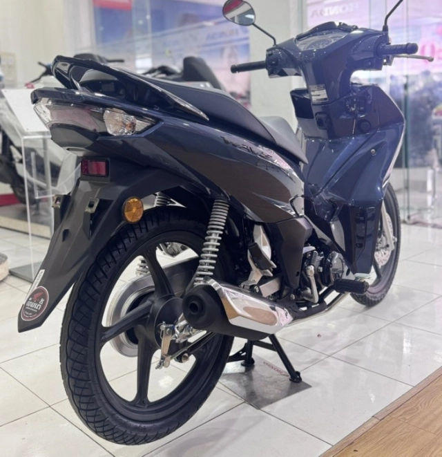 Wave 125 2026 thế hệ mới vừa ra mắt ở lào có giá bán ngang ngửa sh125i ở nước ta - 6