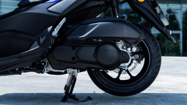 Yamaha nmax 125 2026 trình làng với sắc xanh mới có giá bán khoảng 108 triệu đồng - 7