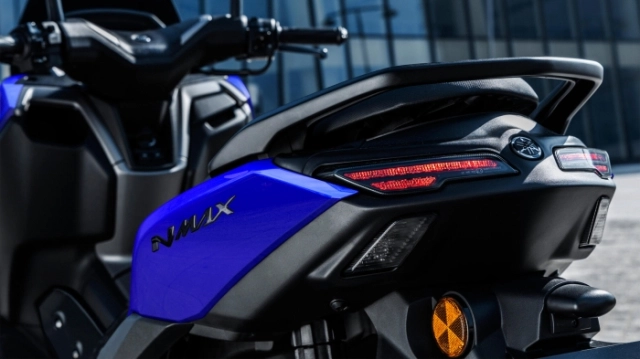 Yamaha nmax 125 2026 trình làng với sắc xanh mới có giá bán khoảng 108 triệu đồng - 8