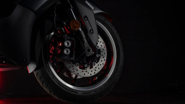 Yamaha tmax 25th anniversary 2026 khi huyền thoại tay ga thể thao bước sang tuổi 25 - 11