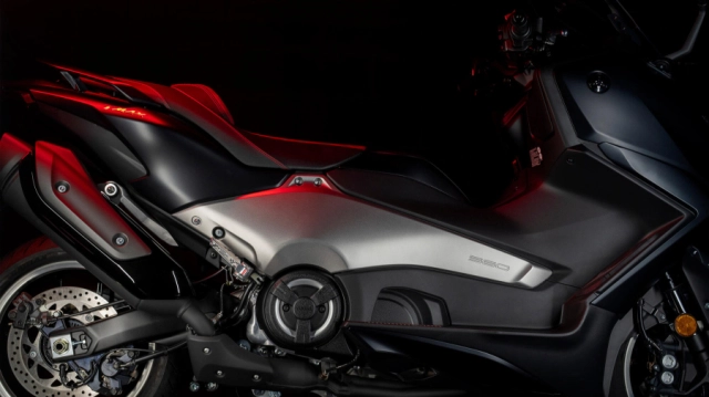 Yamaha tmax 25th anniversary 2026 khi huyền thoại tay ga thể thao bước sang tuổi 25 - 12