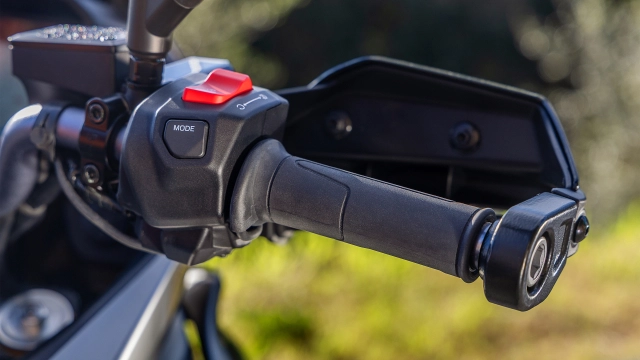 Yamaha tracer 7 gt 2026 giờ đây cũng có y-amt - bước đi nhỏ nhưng ý nghĩa lớn - 6