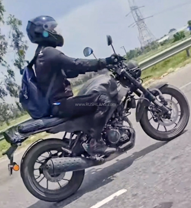 Yamaha xsr 155 thế hệ mới lộ diện khi đang chạy thử trên đường phố ấn độ - 3