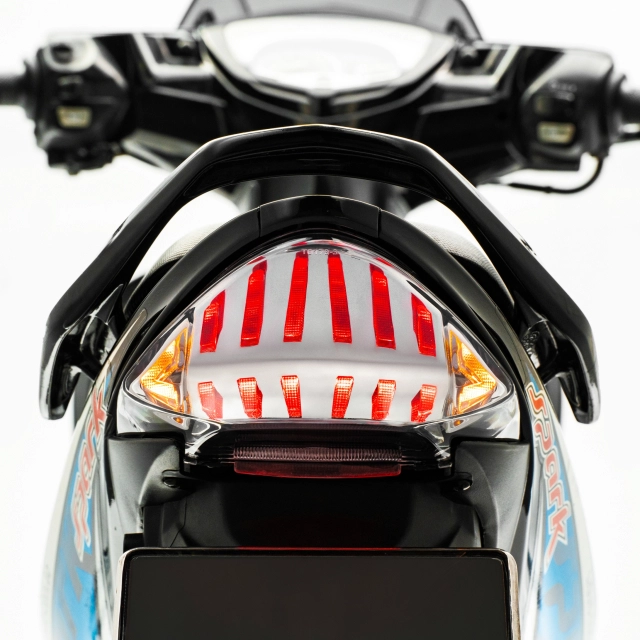 Zhipat ra mắt bộ đôi đèn led 135gp sportline và đèn hậu crypton x135 tại motogp malaysia 2025 - 19