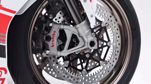 Zxmoto 820rr dám khẳng định tốc độ 300 kmh với 150 mã lực và trọng lượng 175 kg - 8