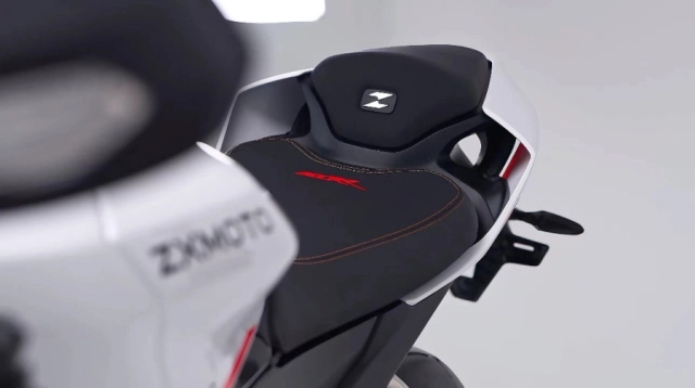 Zxmoto 820rr dám khẳng định tốc độ 300 kmh với 150 mã lực và trọng lượng 175 kg - 10