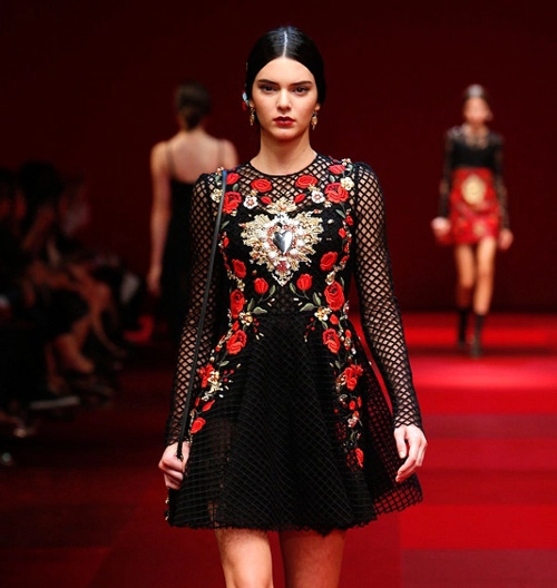 4 cặp chân hái ra tiền trên sàn diễn quốc tế 2014 - 14