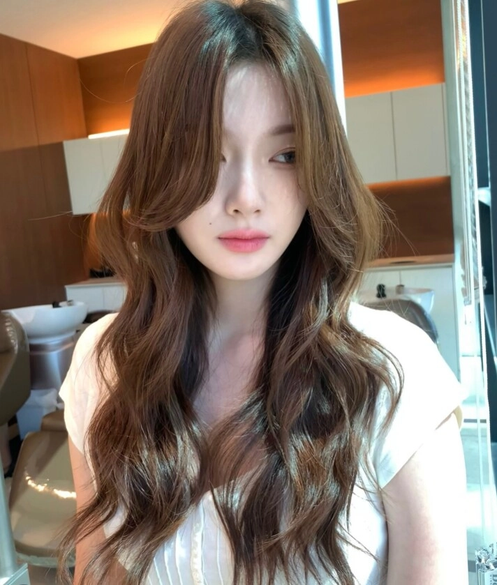 4 kiểu tóc xoăn tự nhiên lên ngôi năm 2026 dành cho hội lười sáng dậy vuốt vài cái là đẹp xuất sắc - 4