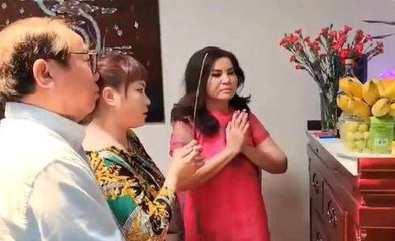 Á hậu việt có body cực nét lấy đại gia chỉ 2 tuần đã ly hôn 13 năm sau quay lại xin lỗi nhan sắc hiện tại ngỡ ngàng - 13