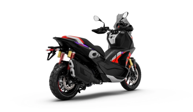 Aprilia sr gt 400 sở hữu sức mạnh 36 ngựa nhiều trang bị xịn sò - đối thủ đáng gờm của adv 350 - 12