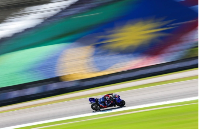 Augusto fernandez chia sẻ điểm tích cực duy nhất của yamaha v4 tại giải malaysia motogp - 3