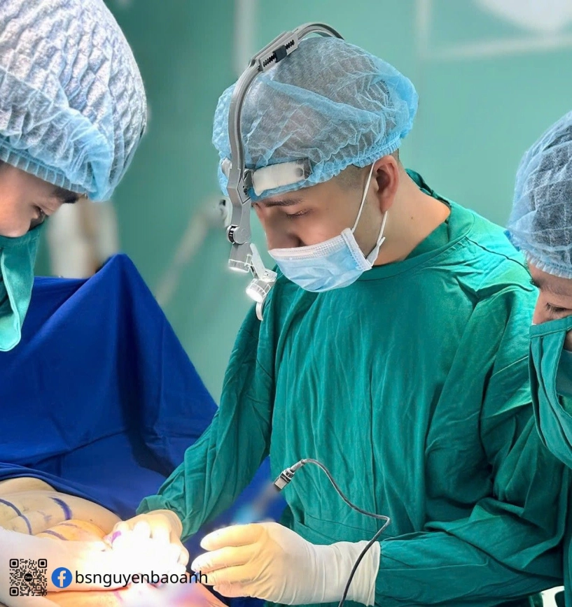 Bác sĩ nguyễn bảo anh - chuyên gia phẫu thuật thẩm mỹ nội soi tại tphcm - 4
