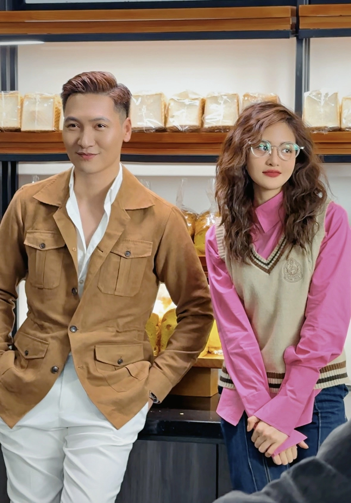 bạn gái mạnh trường hiếm hoi khoe nhan sắc mẹ ruột trẻ đẹp như chị em sinh đôi khiến con gái cũng phải xách dép - 8