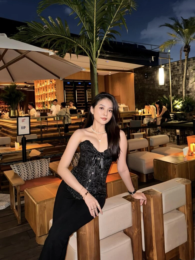 bản sao angela phương trinh 15 tuổi nổi tiếng khắp nước dậy thì thành công với nhan sắc tinh hoa hội tụ của loạt mỹ nhân - 17