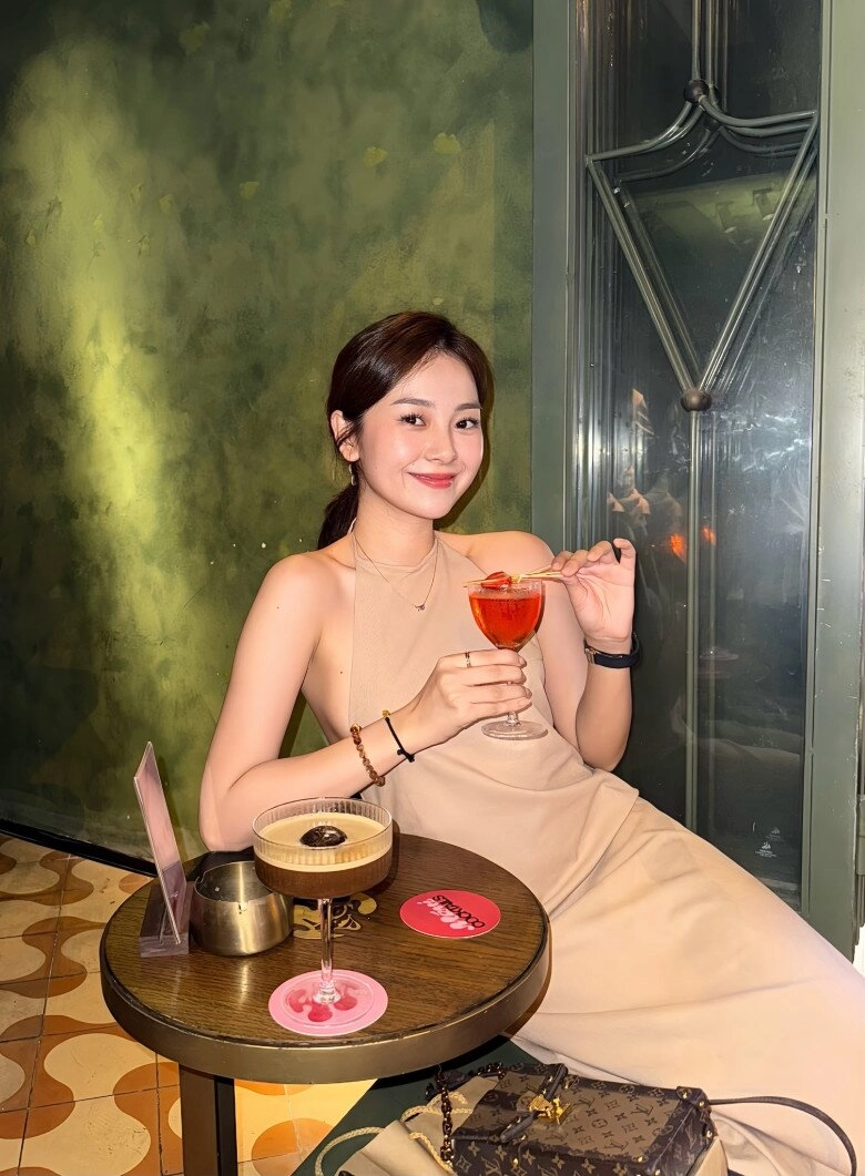 bản sao angela phương trinh 15 tuổi nổi tiếng khắp nước dậy thì thành công với nhan sắc tinh hoa hội tụ của loạt mỹ nhân - 18