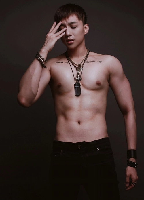 Bụng 6 múi của mỹ nam việt tại mister global 2016 - 8