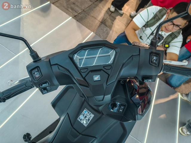 Cận cảnh honda air blade 2026 vừa ra mắt thị trường việt nam với mức giá hấp dẫn - 9