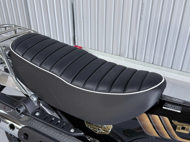 Cận cảnh phiên bản đặc biệt honda dax royal vừa cập bến thị trường việt nam với số lượng cực ít - 15