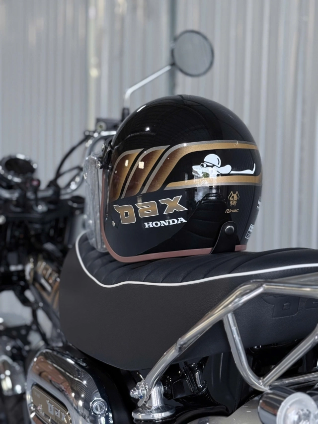 Cận cảnh phiên bản đặc biệt honda dax royal vừa cập bến thị trường việt nam với số lượng cực ít - 17