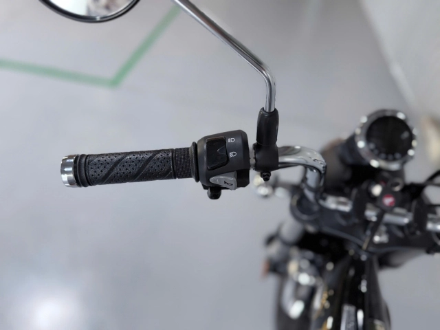 Cận cảnh phiên bản đặc biệt honda dax royal vừa cập bến thị trường việt nam với số lượng cực ít - 20