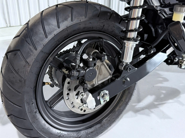 Cận cảnh phiên bản đặc biệt honda dax royal vừa cập bến thị trường việt nam với số lượng cực ít - 24