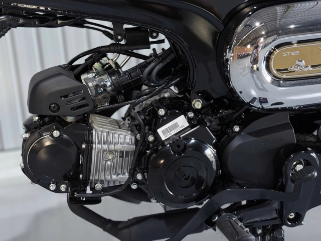 Cận cảnh phiên bản đặc biệt honda dax royal vừa cập bến thị trường việt nam với số lượng cực ít - 25