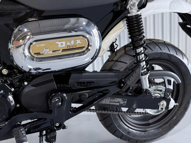 Cận cảnh phiên bản đặc biệt honda dax royal vừa cập bến thị trường việt nam với số lượng cực ít - 26