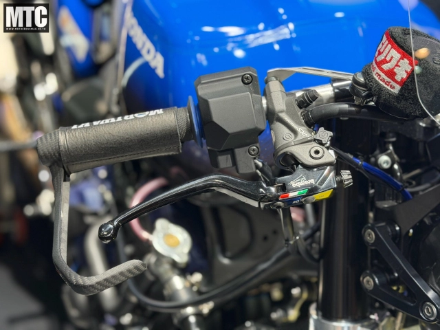 Cb1000f moriwaki khi chất cafe racer hòa cùng dna xe đua - 6