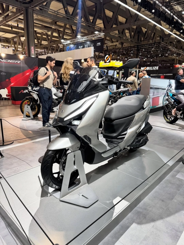 Cfmoto sc-f 125 đối thủ mới của pcx 125 - 4