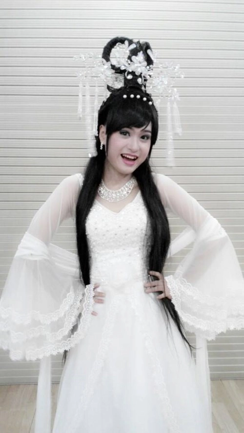 Choáng với tài giả gái của người đẹp gây xôn xao got talent - 4