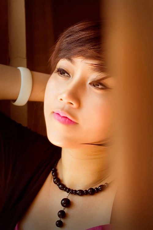 Cô biên tập viên 29 tuổi nhìn như 19 - 11