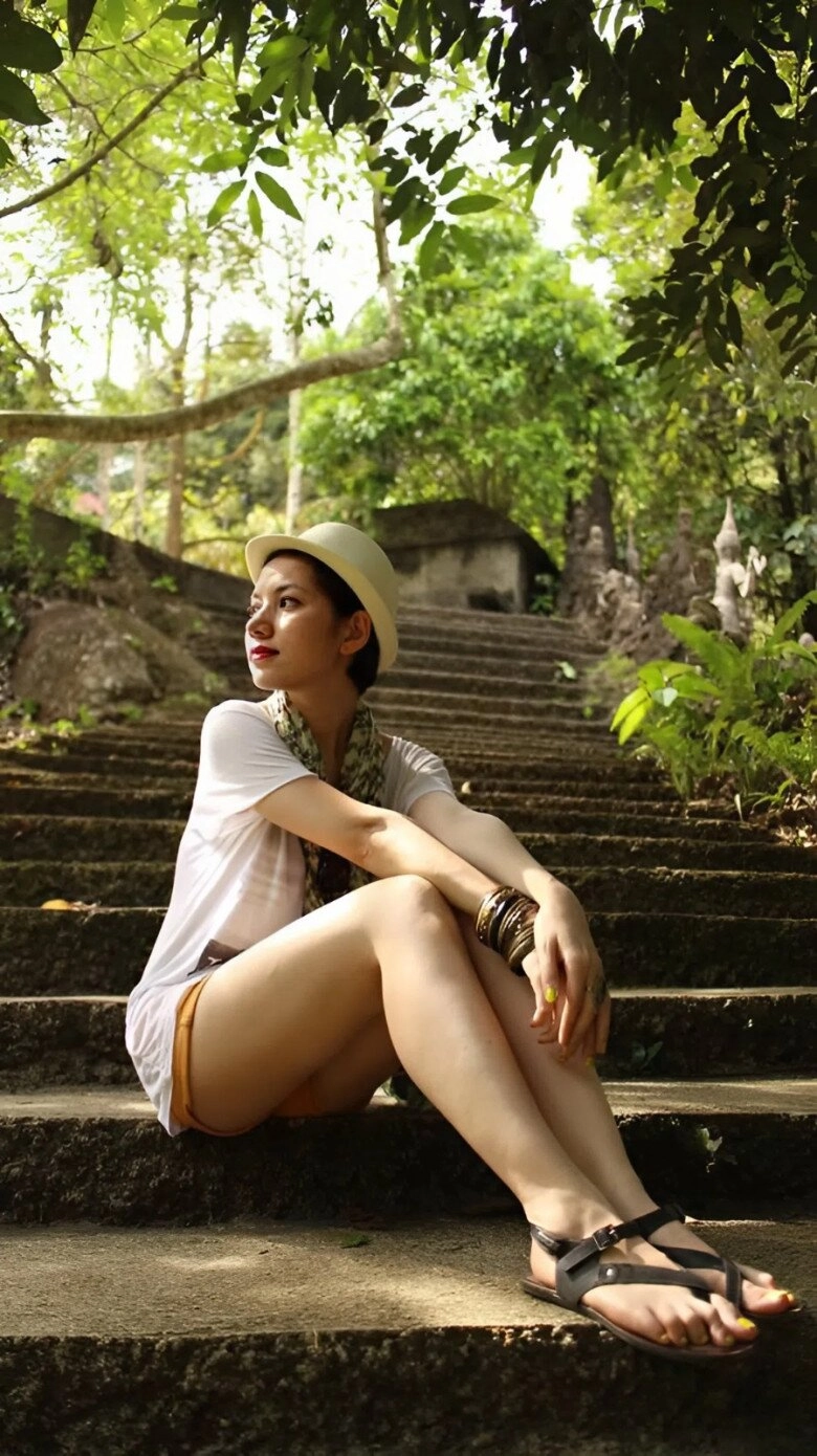 Cô gái lai pháp đi thi hoa hậu rồi cưới luôn nam mc vtv đình đám hơn 14 tuổi nhan sắc hiện tại gây ngỡ ngàng - 10