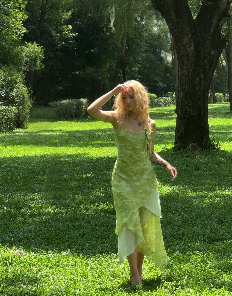 Cô vợ lai việt - đức của diễn viên quốc khánh tóc vàng hoe như tây body tuổi 28 hoàn hảo đến từng centimet - 12