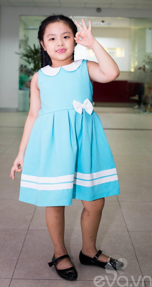 Con gái thúy hằng thúy hạnh tự tin trên sàn catwalk - 3