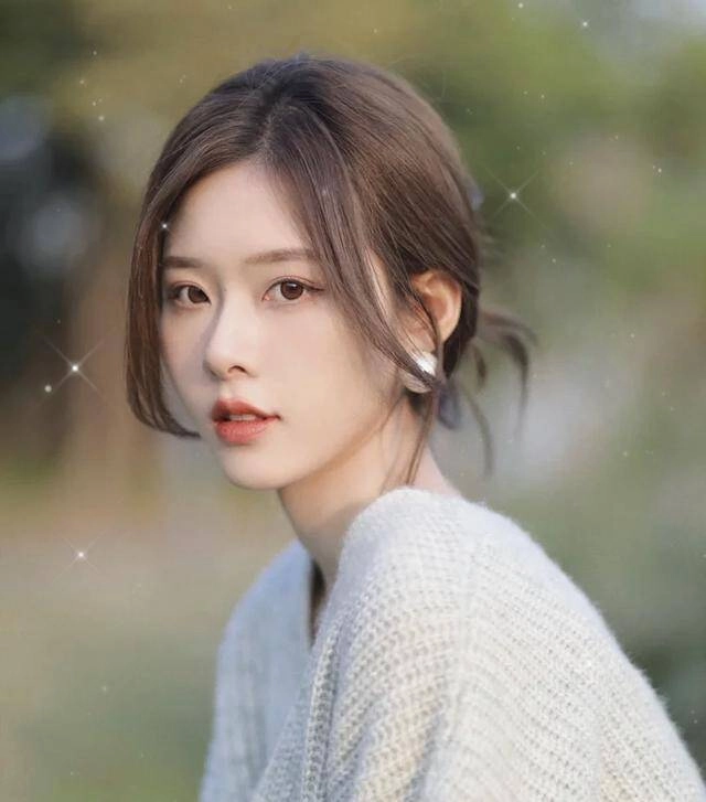 Cùng kiểu mặt sao người khác cắt mái thì trẻ còn bạn lại già cứ dựa vào điểm này sẽ tôn ngũ quan hài hòa - 5