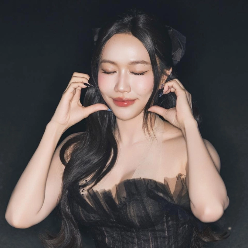 Diệu nhi khiến netizen đứng hình vì diện mạo táo bạo khó nhận ra - 9