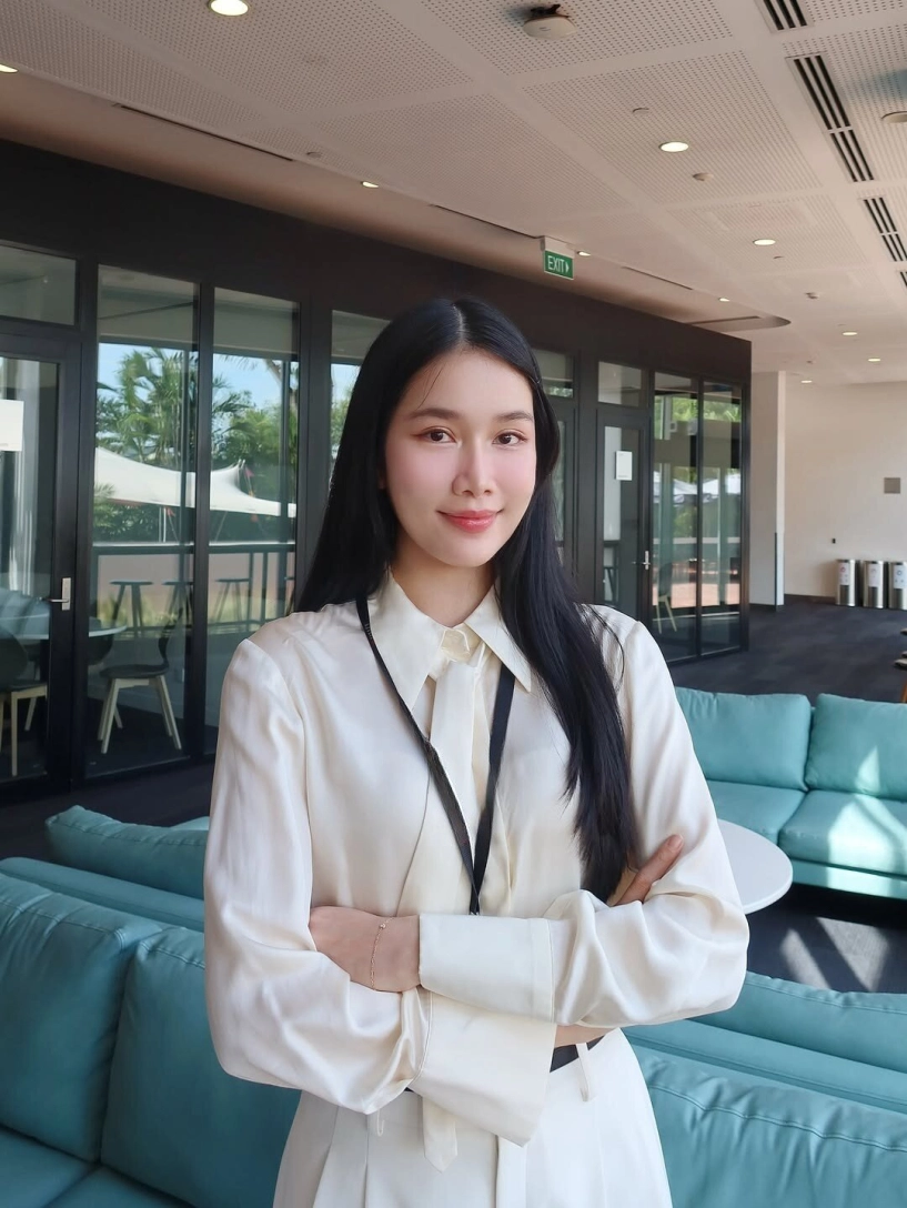 đọ nhan sắc của 3 mỹ nhân việt trên giảng đường midu nhìn như nữ sinh diện mạo hoa hậu ngân anh gây ngỡ ngàng - 6